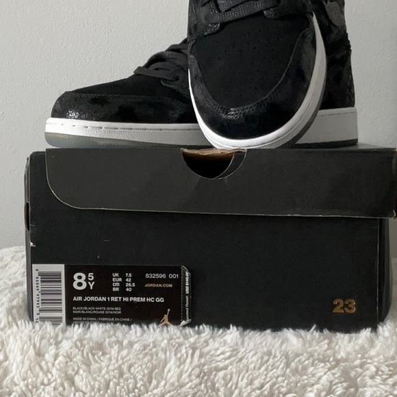 Nike AIR JORDAN 1 RET HI PREM HC GG/ Black/Black-White-Gym RED(Inside shoe) - Picture 8 of 8